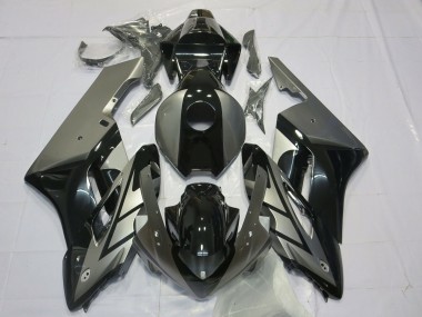 Aftermarket 2004-2005 Black and Silver Honda CBR1000RR Motorcycle Fairings