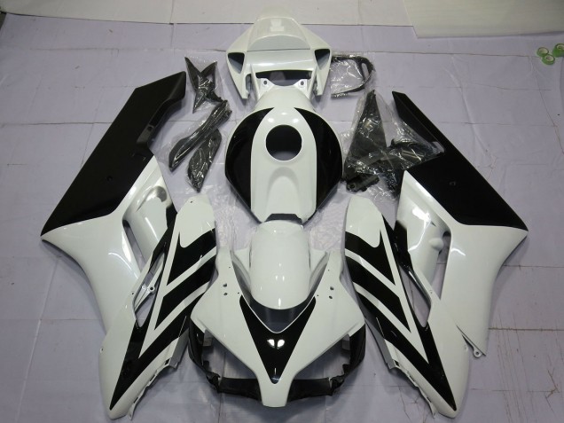 Aftermarket 2004-2005 Black and White Design Honda CBR1000RR Motorcycle Fairings