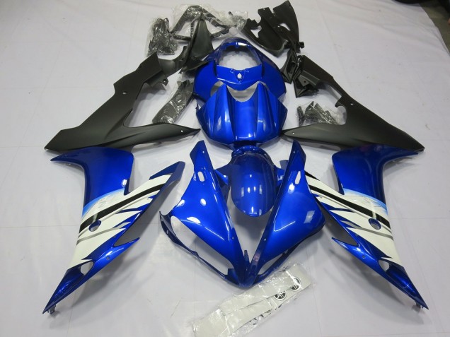 Aftermarket 2004-2006 Blue and white Yamaha R1 Motorcycle Fairings