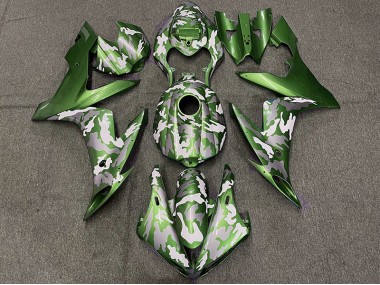 Aftermarket 2004-2006 Dark Green Camo Yamaha R1 Motorcycle Fairings