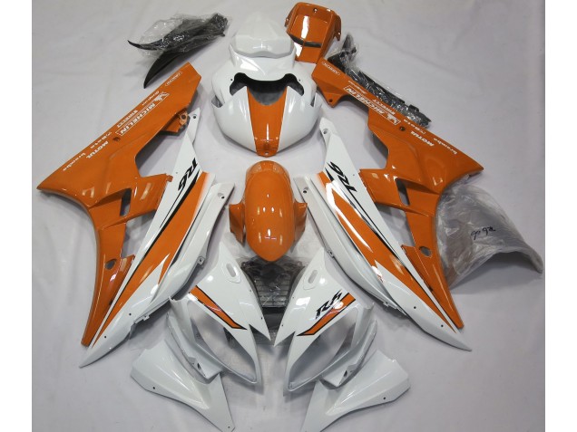 Aftermarket 2006-2007 Gloss White and Orange Yamaha R6 Motorcycle Fairings