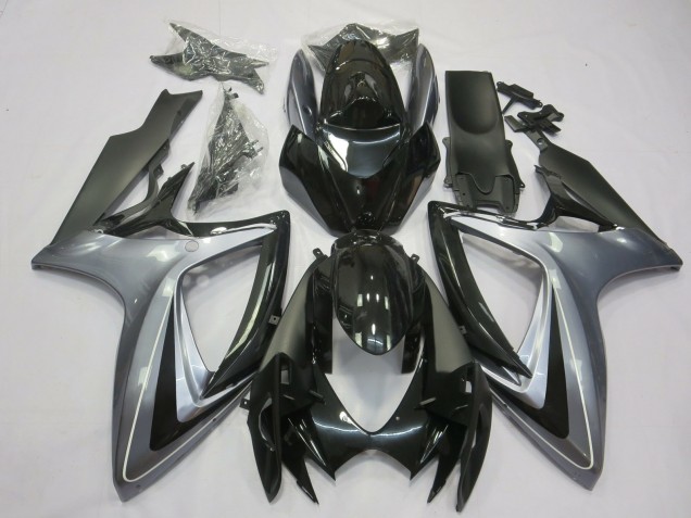 Aftermarket 2006-2007 Light Silver And Black Suzuki GSXR 600-750 Motorcycle Fairings