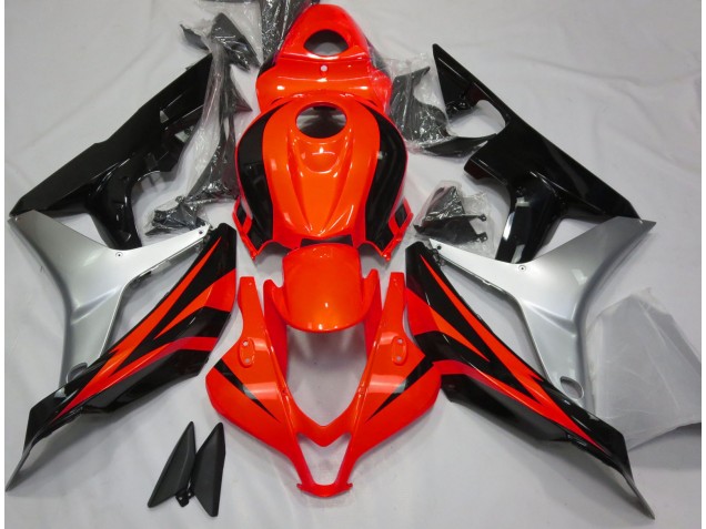 Aftermarket 2007-2008 Gloss Red Silver and Black Honda CBR600RR Motorcycle Fairings