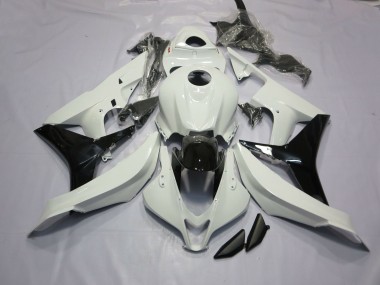 Aftermarket 2007-2008 Gloss White and Black Honda CBR600RR Motorcycle Fairings