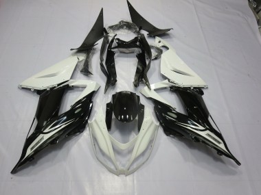 Aftermarket 2013-2018 Black and White Kawasaki ZX6R Motorcycle Fairings