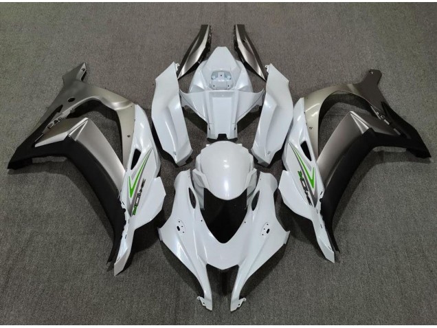 Aftermarket 2016-2019 Pearl White and Silver Kawasaki ZX10R Motorcycle Fairings